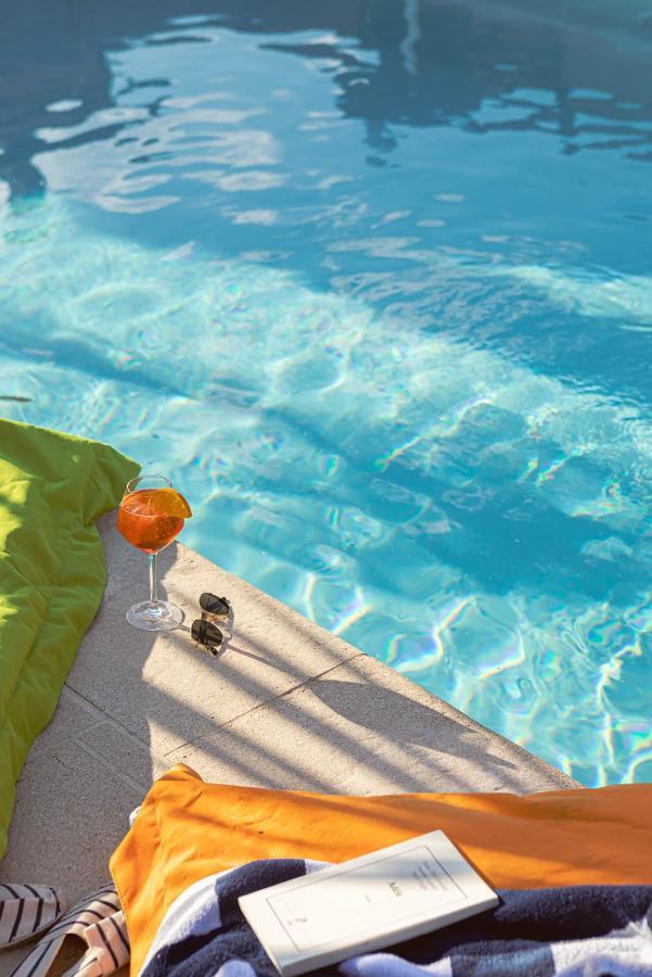 Contact Hotels Les Pierres Dorees Ambérieux d'Azergues Eksteriør bilde